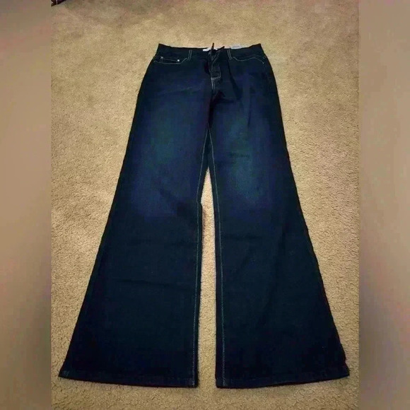 Levi's Denim - levis perfectly slimming 512 bootcut Size 12 M